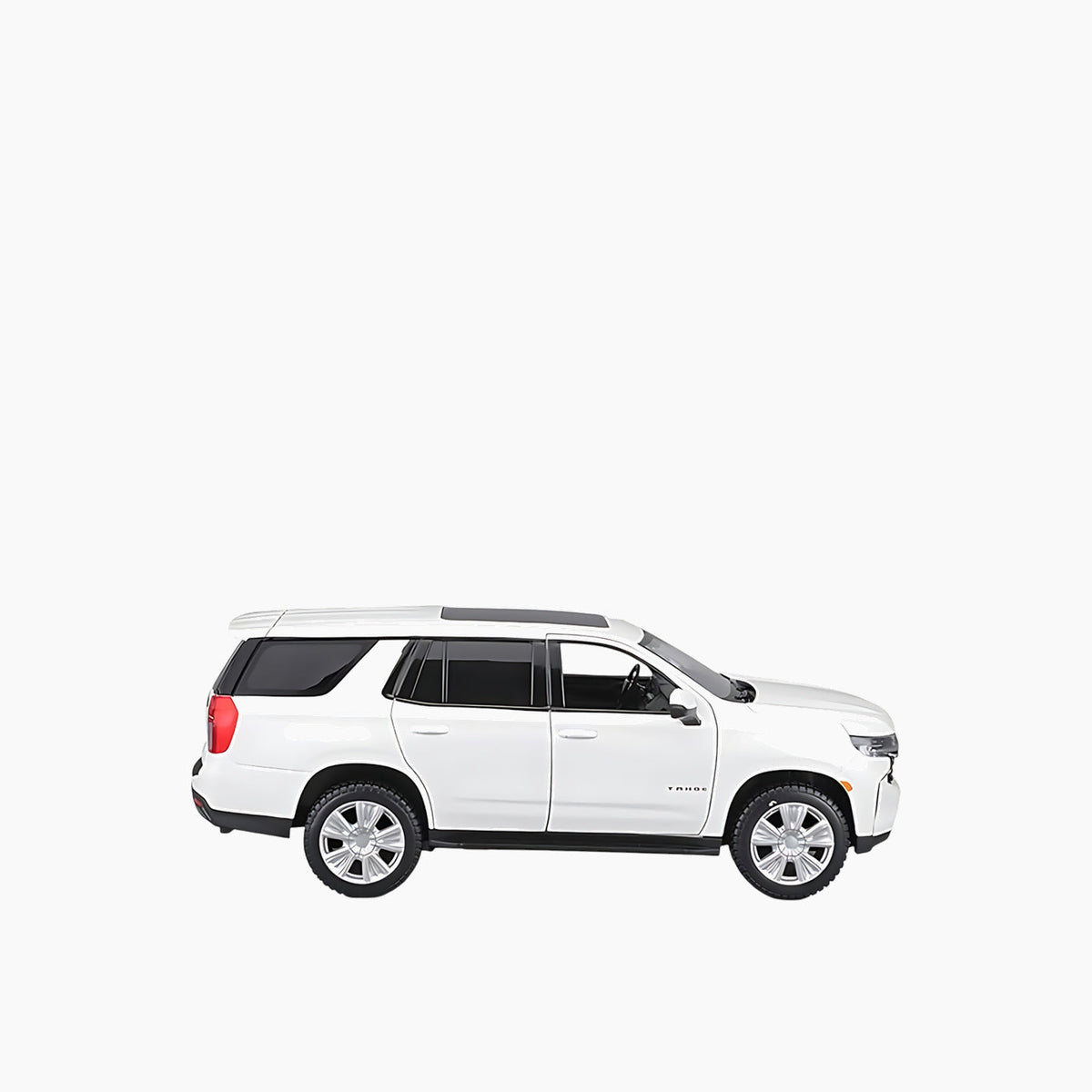 Maisto 2021 Chevy Tahoe Die-Cast Model Car – 1:26 Scale