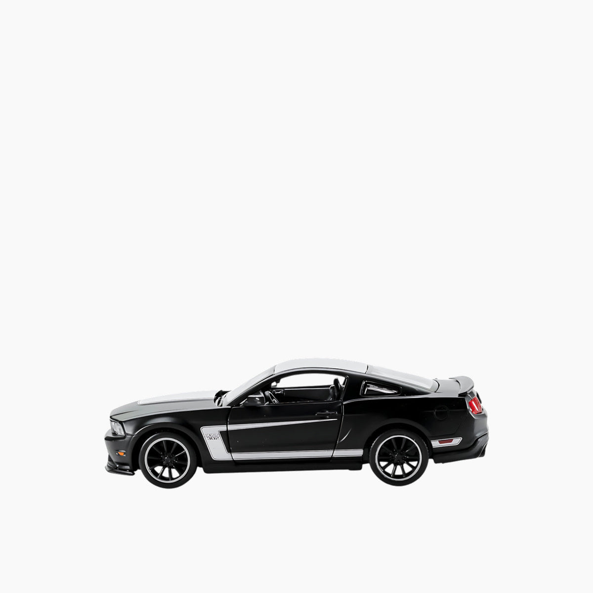 Maisto Ford Mustang Boss 302 Die-Cast Model Car – 1:24 Scale