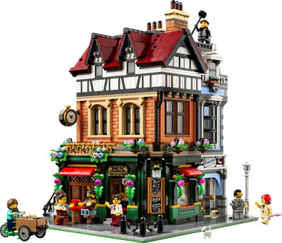 LEGO® Tudor Corner – Classic Modular Building Set