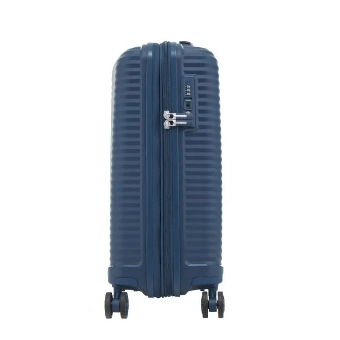 شنطة Samsonite VARRO سبينر 55 سم خفيفة ومناسبة للطائرة