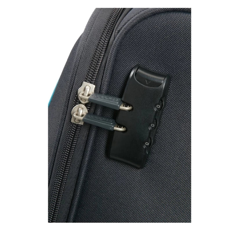 حقيبة سفر أمريكان توريستر جامايكا 69 سم – أسود عملي