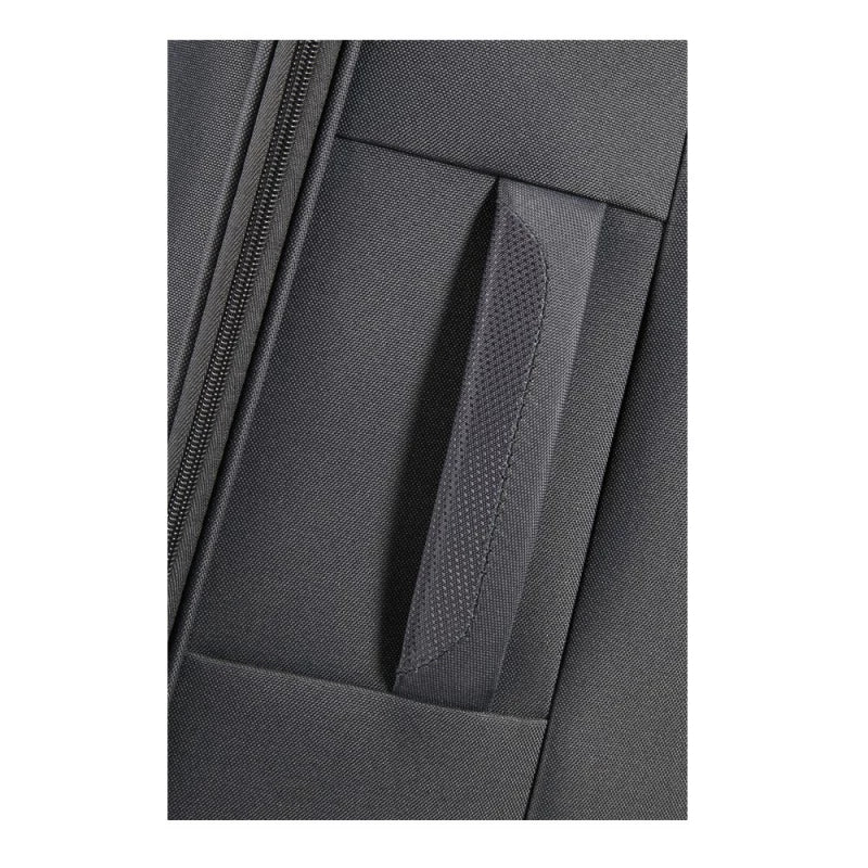 حقيبة سفر أمريكان توريستر جامايكا 69 سم – أسود عملي