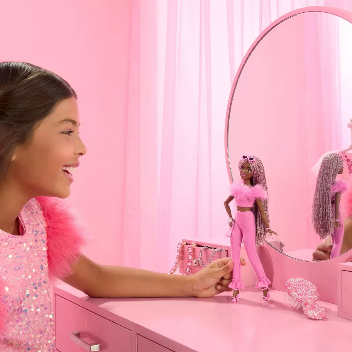 Barbiebarbiecore Deluxe Fashionistas Petite Pink