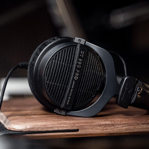 سماعات رأس Beyerdynamic DT 990 Pro 80 Ohm Over-Ear Studio