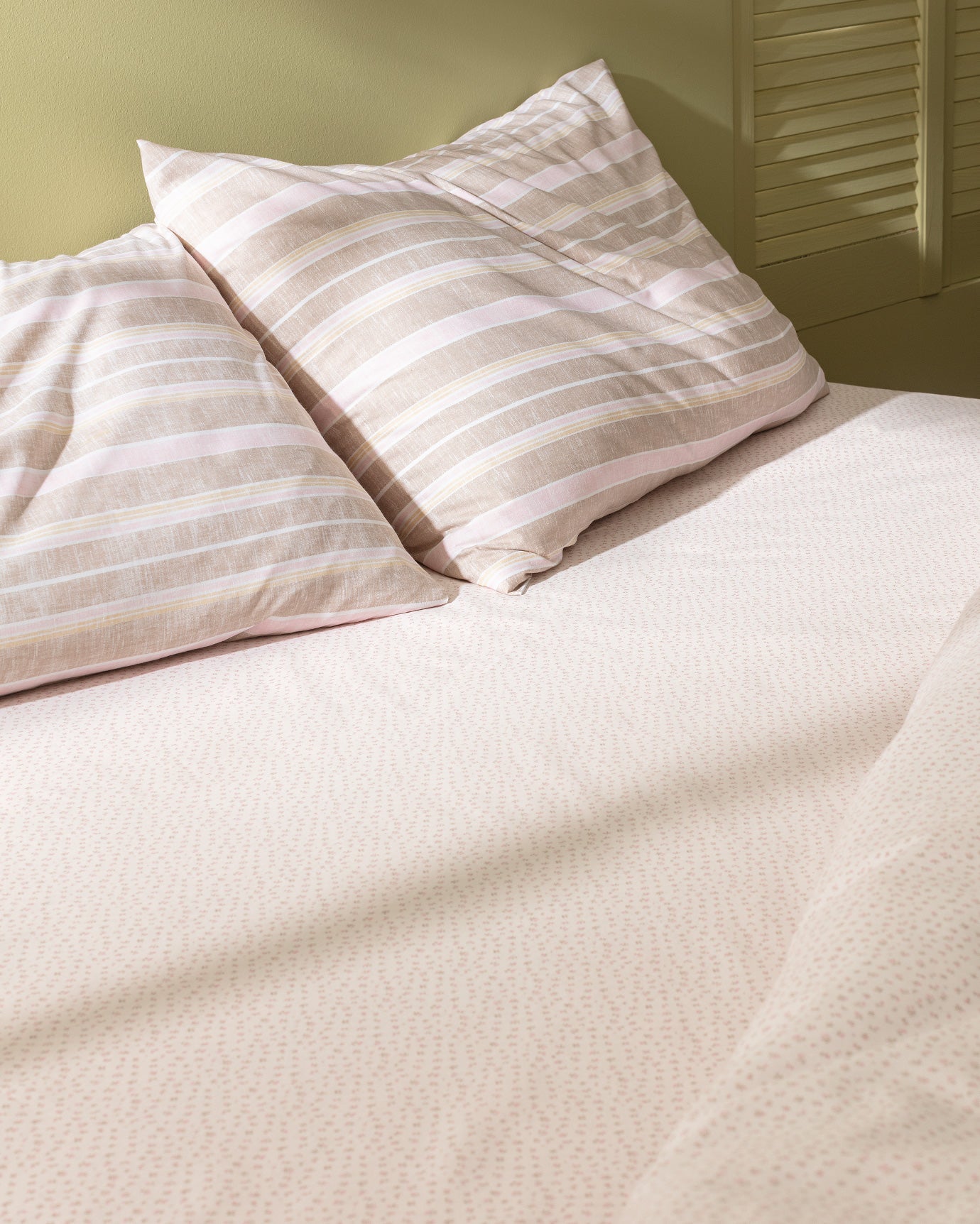 Darvell Kıng Sıze Duvet Cover Set - Madame Coco JO