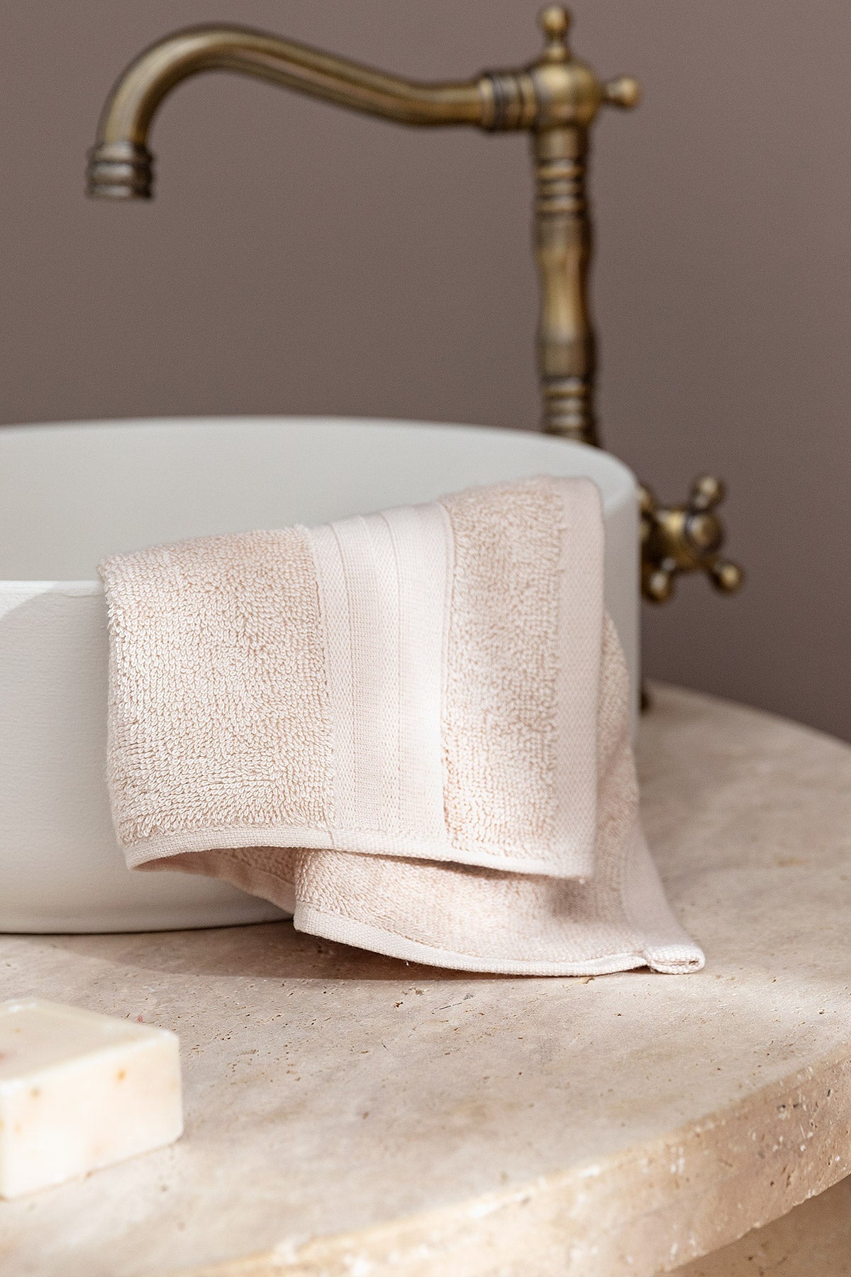 Martha Hand Towel - Madame Coco JO