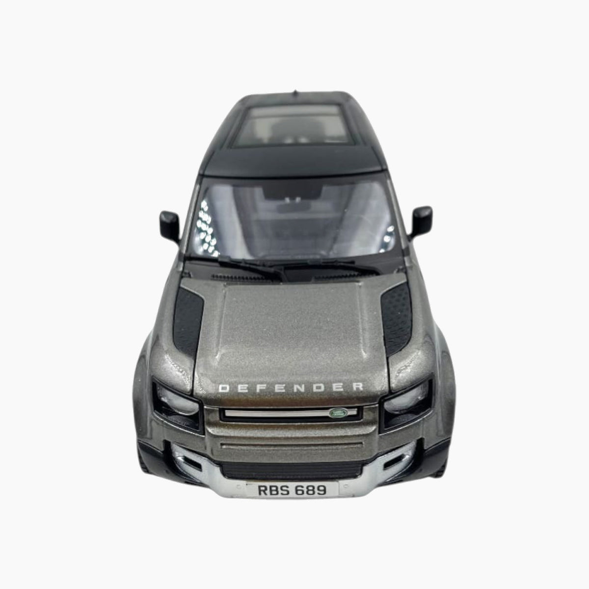 Maisto Land Rover Defender 2022 Die-Cast Model Car – 1:25 Scale