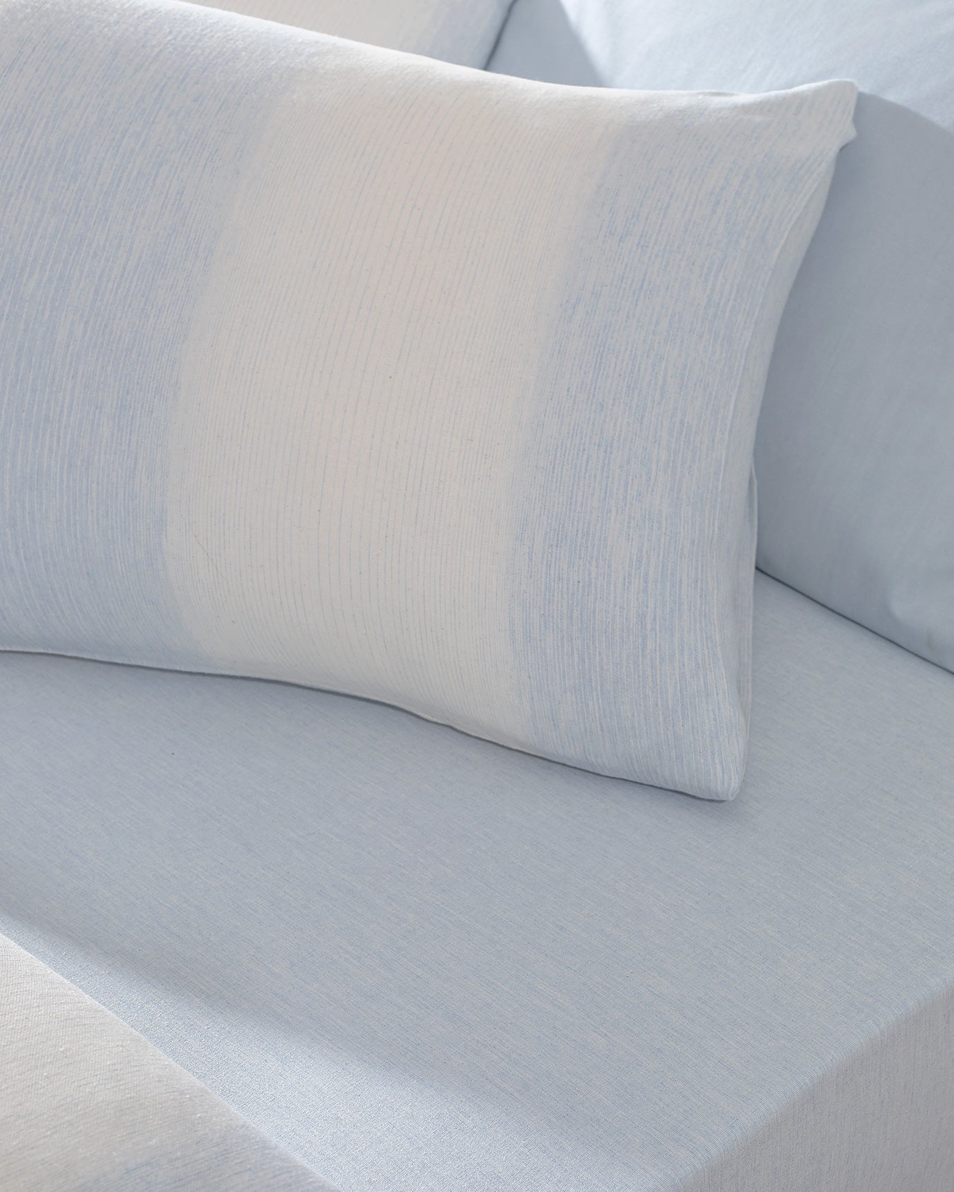 Berthe Single Size Dobby Duvet Cover Set - Madame Coco JO