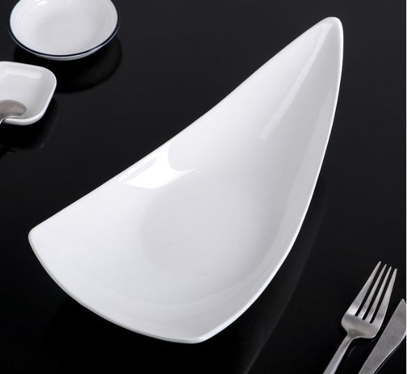 زبدية 31 سم من Wilmax - أبيض كبير وفاخر