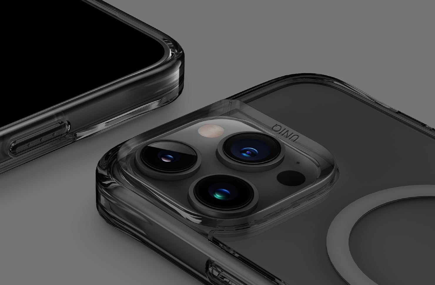 UNIQ HYBRID IPHONE 16 PRO (2024) 6.3 MAGCLICK CHARGING LIFEPRO XTREME (AF) - SMOKE (FROST SMOKE)