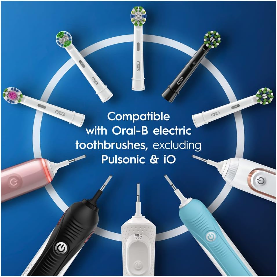 رأس فرشاة الأسنان الكهربائية أورال-بي بريسيجن كلين مع تقنية كلين ماكسيميزر لإزالة البلاك الزائد، عبوة من 12 قطعة - أبيض