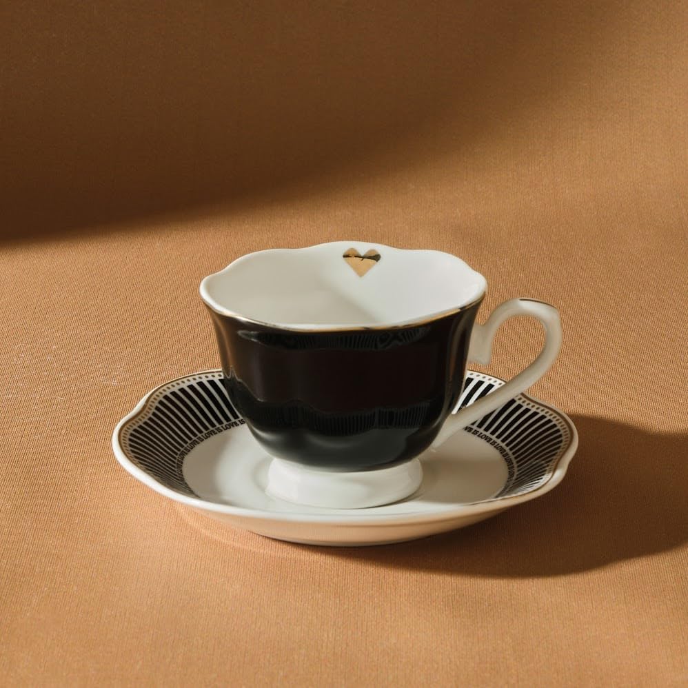 طقم فناجين قهوة كاراجا بيرايه ٦ قطع ٨٠ مل