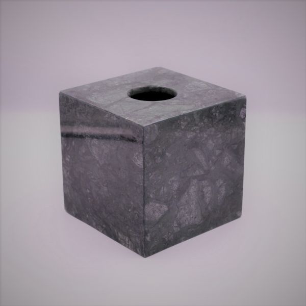 علبة مناديل رخام مربعة ARMN Carrera - أسود أنيق