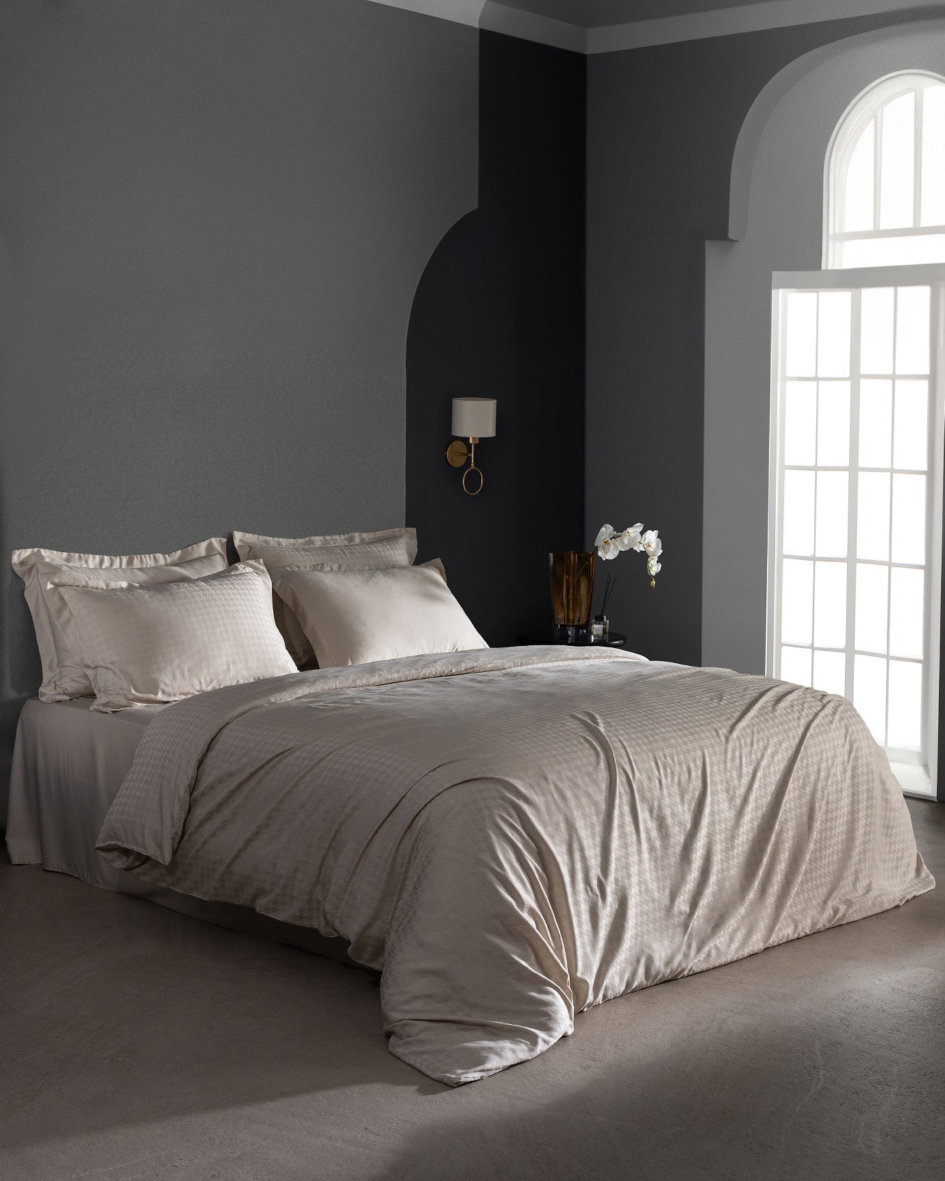 Lune Double Size Bamboo Satin Duvet Cover Set - Madame Coco JO