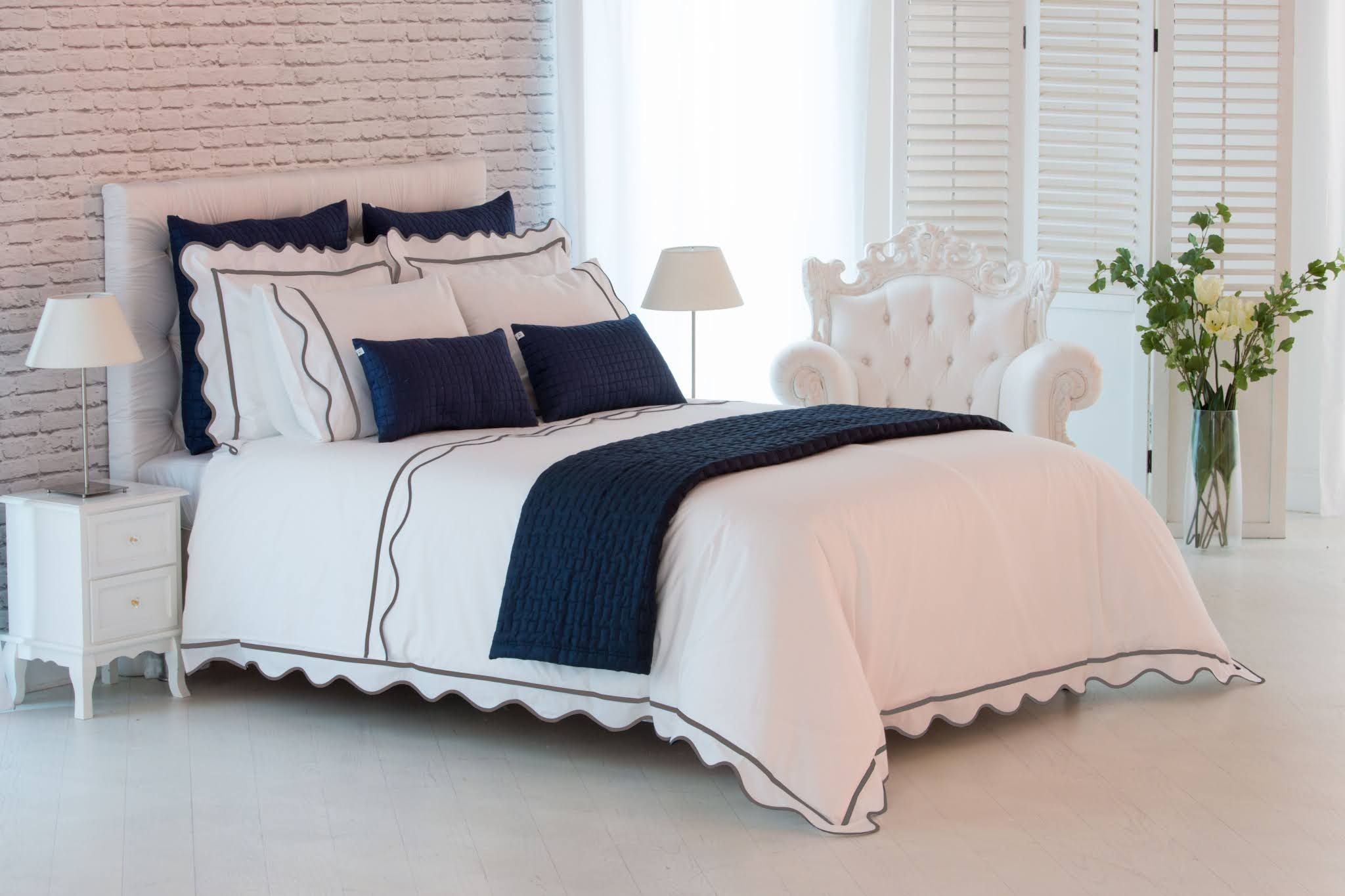 Givi Lulu Nana 6-Piece Queen Duvet Cover Set - White & Taupe