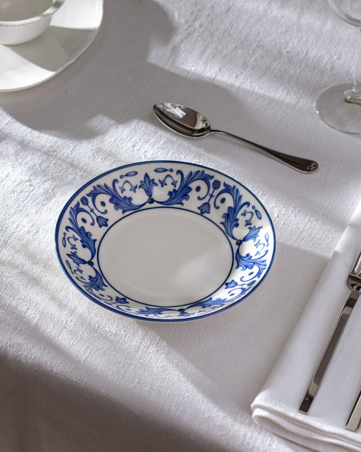 Reve Bleu Nuit Dinner Plate - Madame Coco JO