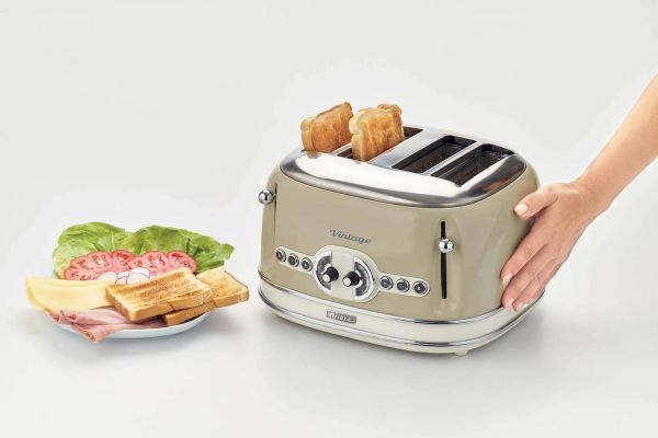 Ariete Vintage 4-Slot Toaster – Beige, Classic Design
