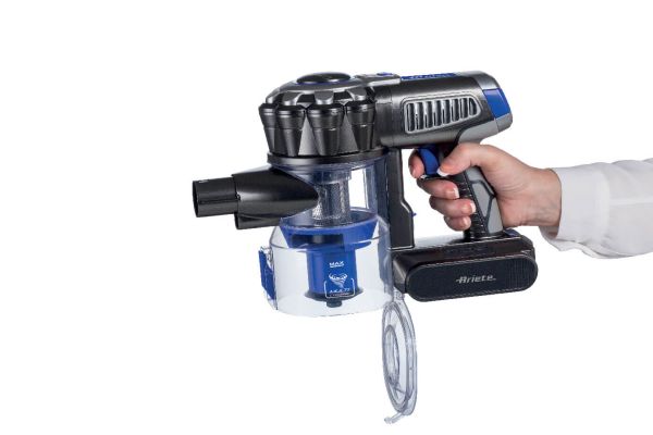 Ariete Rechargeable Vacuum – Blue – Easy & Fast Cleaning