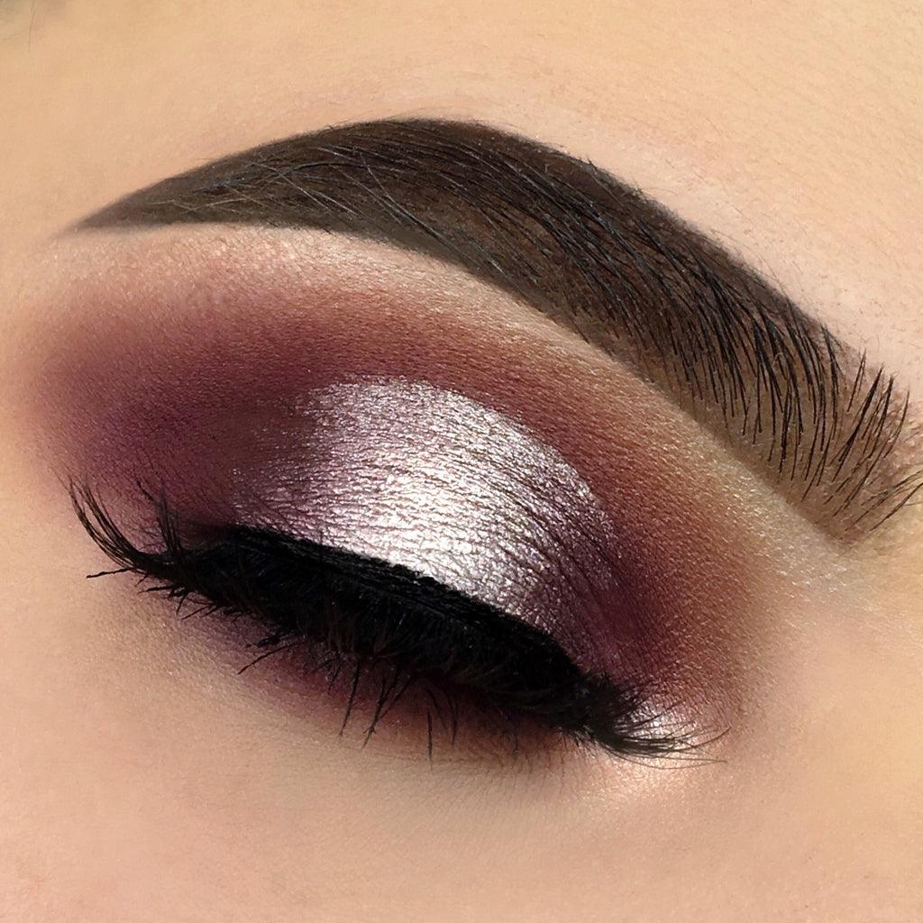 مجموعة ظلال العيون Breakfast In Bed من Beauty Bakerie