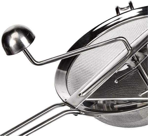 عصارة ومصفاة يدوية من Ibili – عملية وسهلة الاستخدام