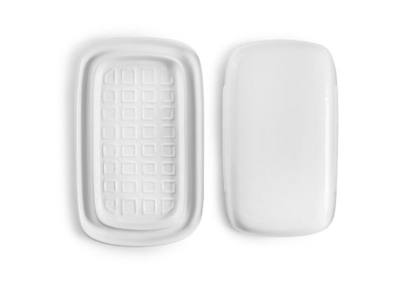 طبق زبدة سيراميك بغطاء من Ibili لحفظ الزبدة طازجة