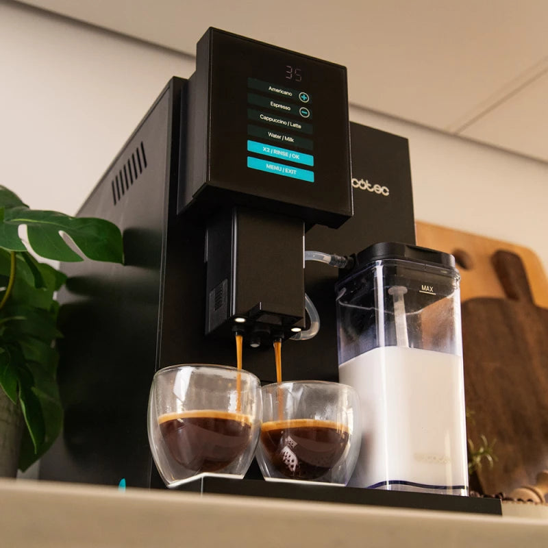 سيسوتيك Cremmaet Compactccino — ماكينة إسبريسو سوبر أوتوماتيك من الحبة للكوب بضغطة واحدة