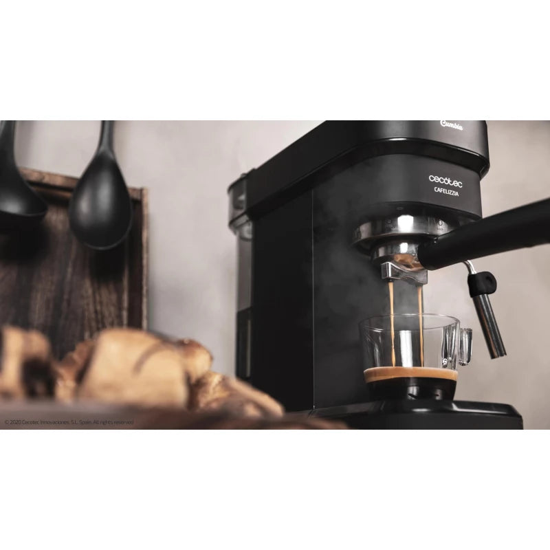 Cecotec Cafelizzia 790 Black 20 Bar Espresso Machine — Professional Crema at Home