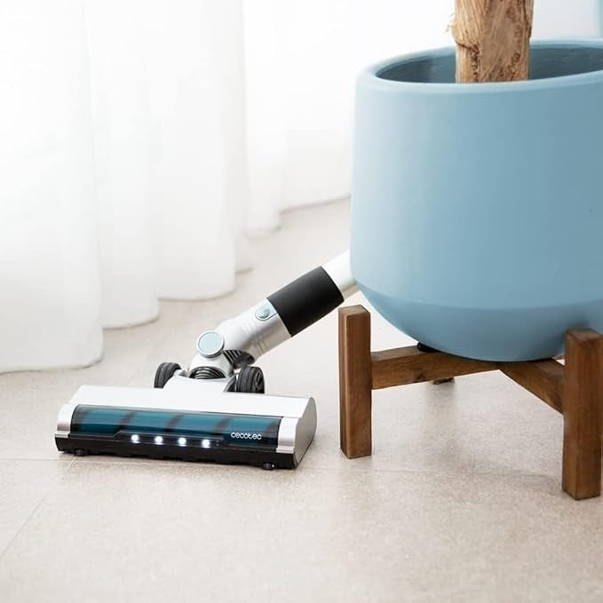 Cecotec Scoba 2100 Jalisco Handheld Steam Cleaner Silver — Compact Chemical-Free Sanitization