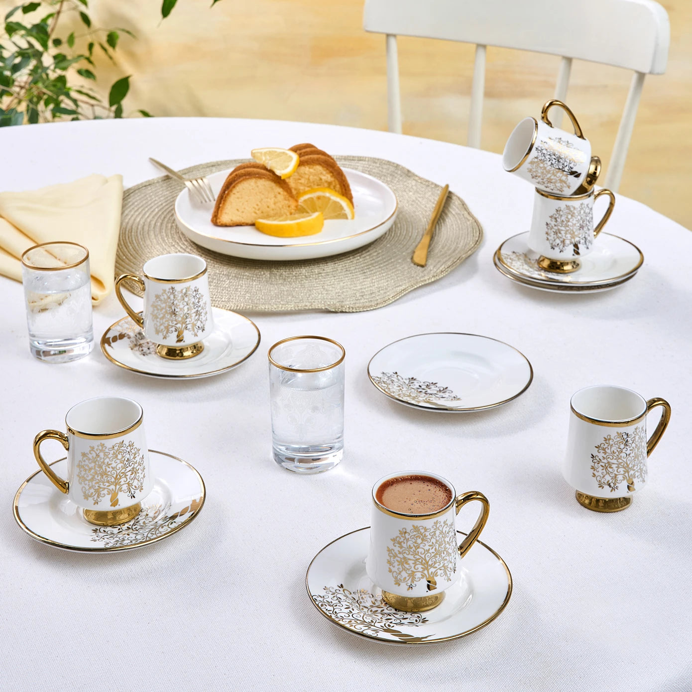 طقم قهوة كاراجا غوز ٦ فناجين ٩٠ مل