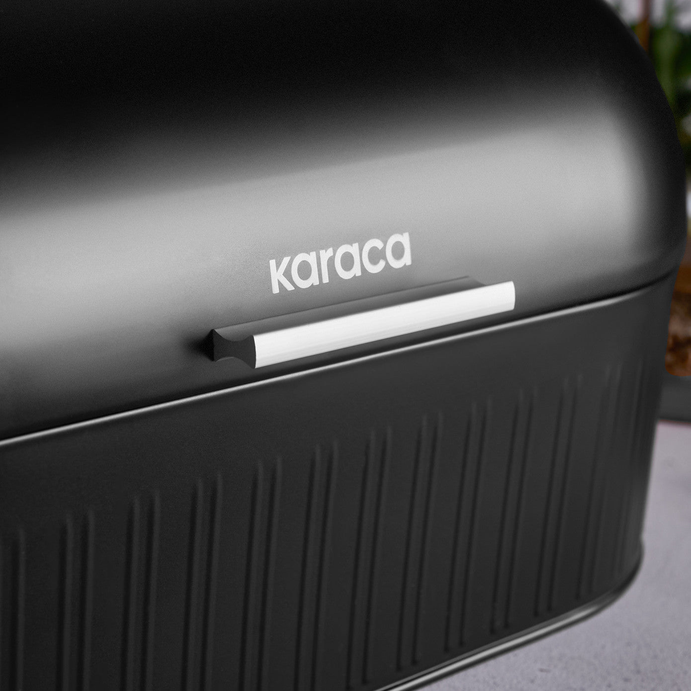 صندوق خبز XL أرين مع حافظة هدية – أسود أنيق