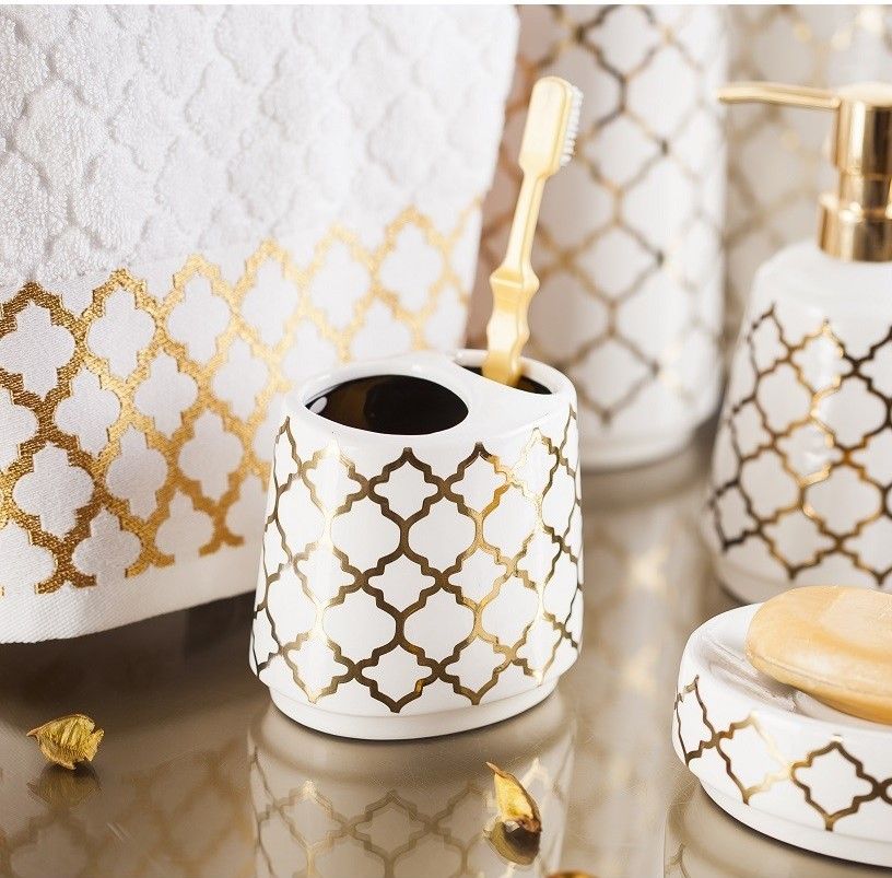 Primanova Nef Toothbrush Holder – Stylish & Modern Design