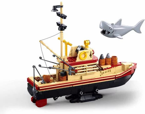 مجموعة بناء Sluban Catherine Fishing Boat - 592 قطعة
