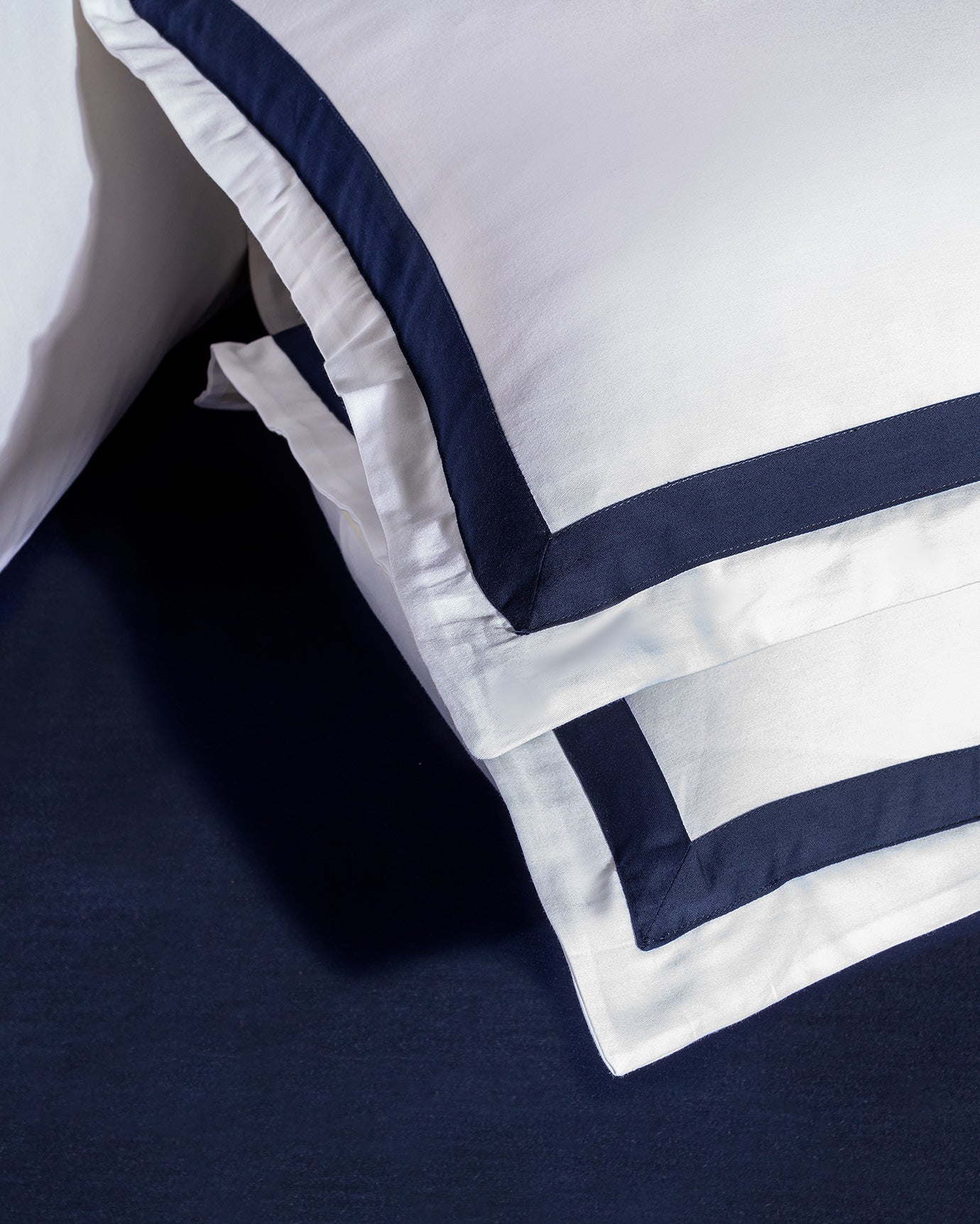 Jeanne Double Size Duvet Cover Set-bordered-satin - Madame Coco JO