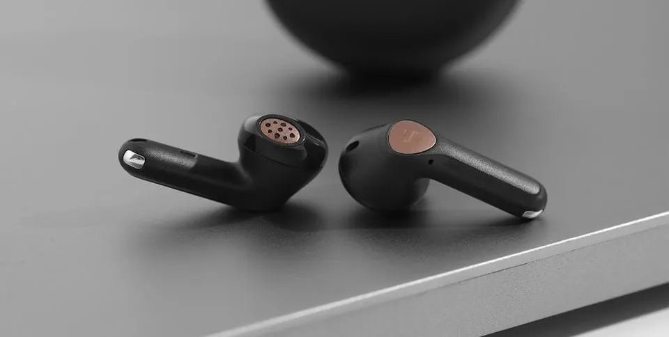 SoundPEATS Air4: Wireless Earbuds, Boosted Bass, 26H Playtime - BLACK