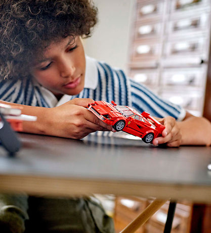 LEGO سبيد تشامبيونز - سيارة Ferrari F40 Supercar 76934