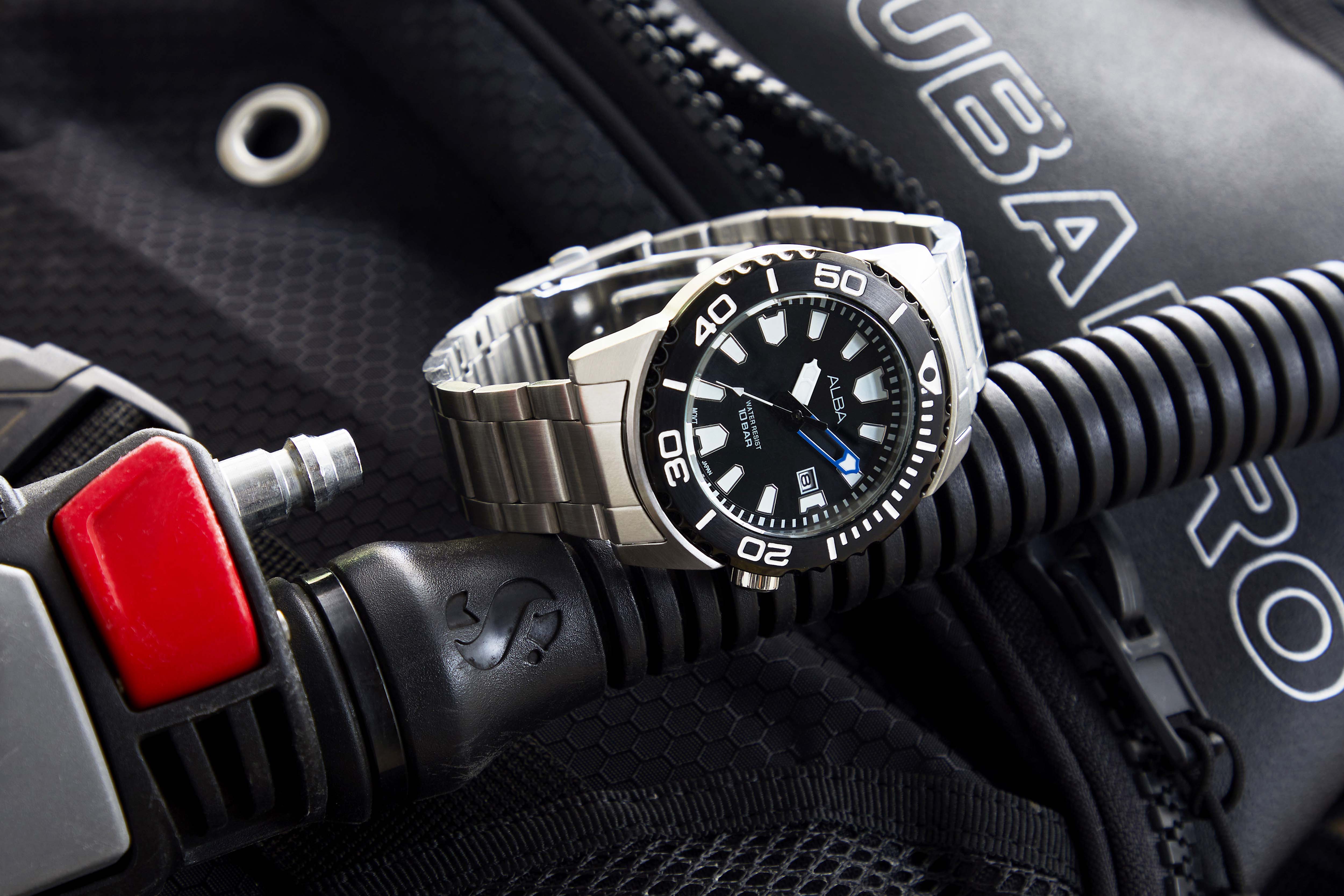 Alba Men’s Watch AG8M03X1 – 10 Bar Water Resistant