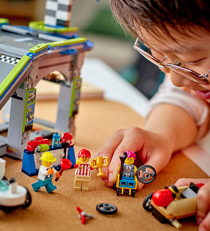 LEGO سيتي – No Limits مسار سباق السيارات 60460 – 436 قطعة