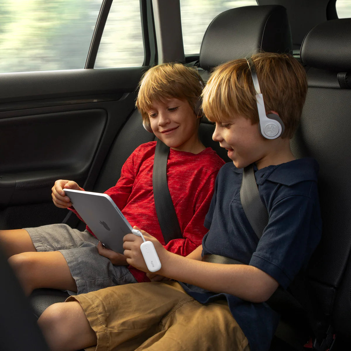 AirFly Wireless Audio Adapter – Dual Headphones, 25h Battery