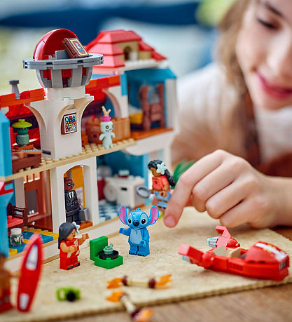 LEGO ديزني – منزل شاطئ ليلو وستيتش 43268 – 834 قطعة