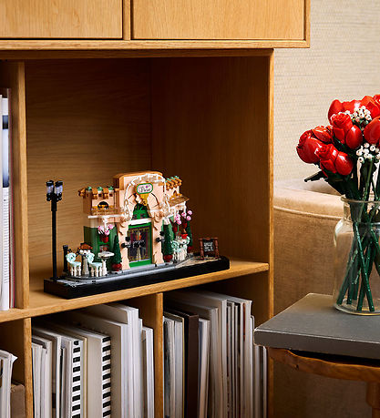 LEGO® French Café 10362 - مقهى فرنسي كلاسيكي 1101 قطعة