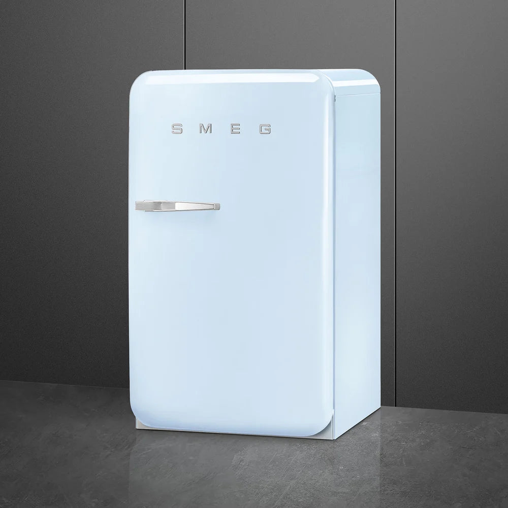 Smeg FAB10R Mini Refrigerator 50’s Style