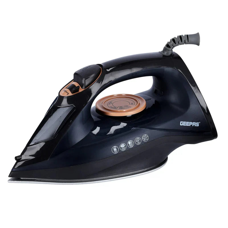 مكواة بخار Geepas GSI7703 سيراميك 2400W بخزان 220ml