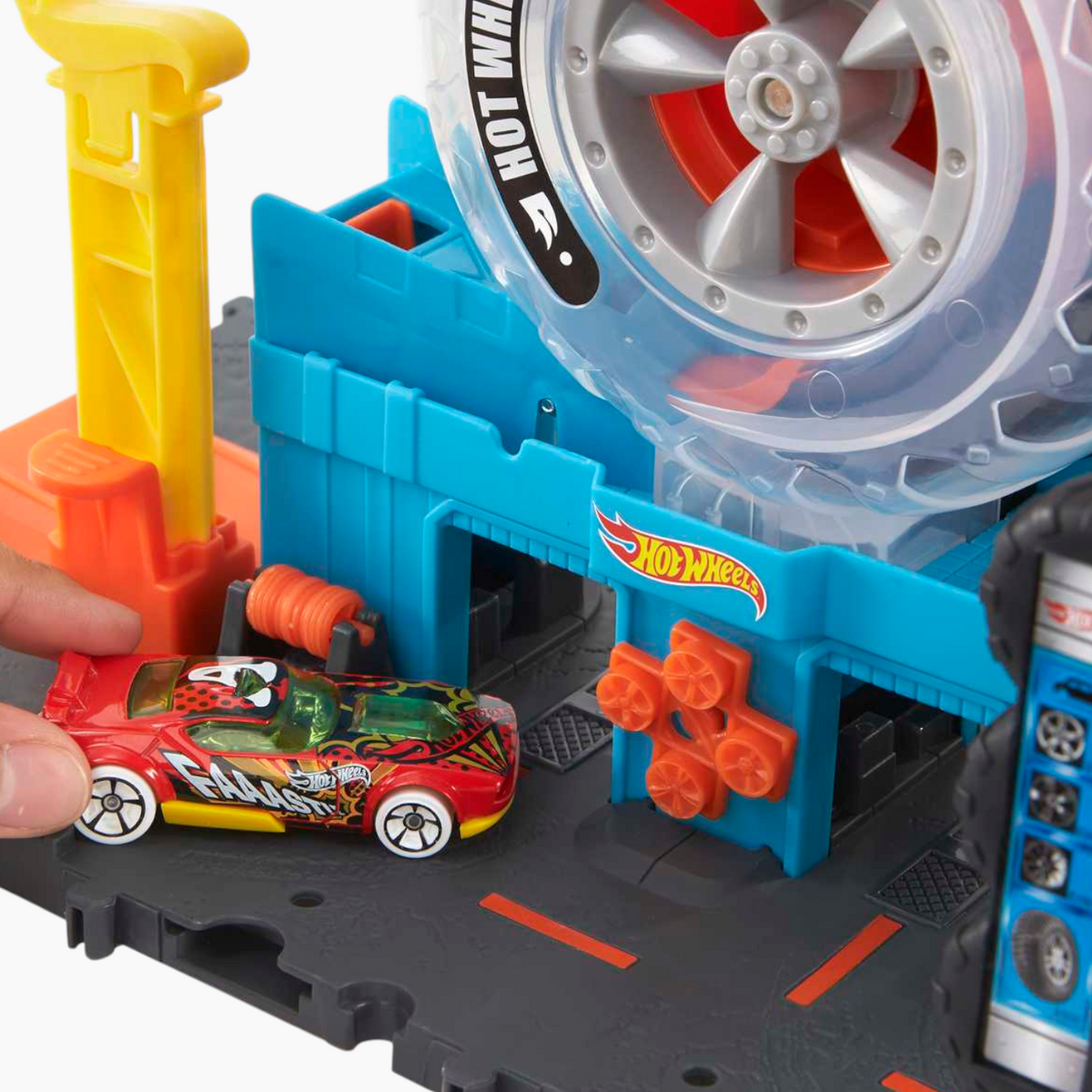 Hot Wheels City Super Twist Tire Shop