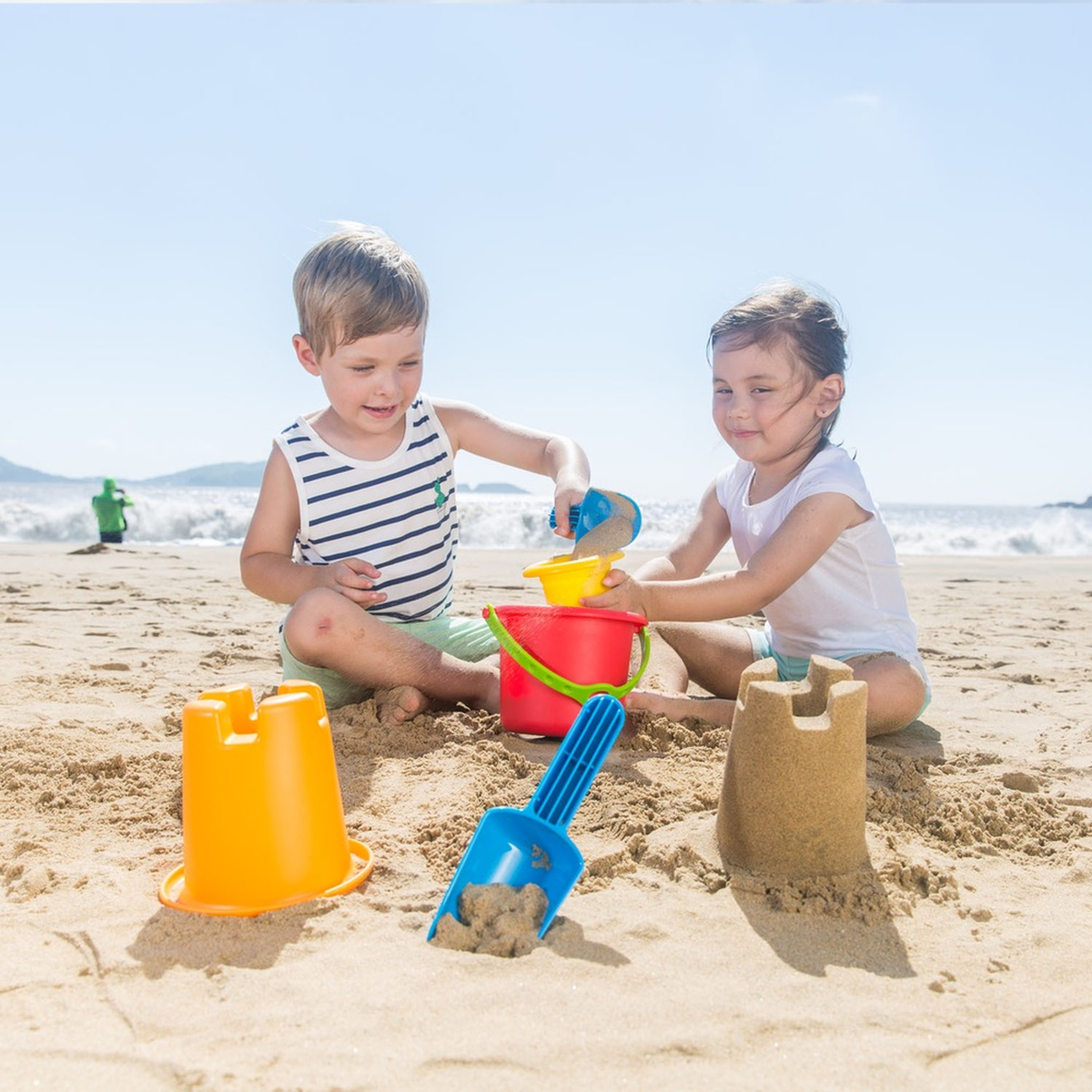 Hape 5-in-1 Beach Toy Set