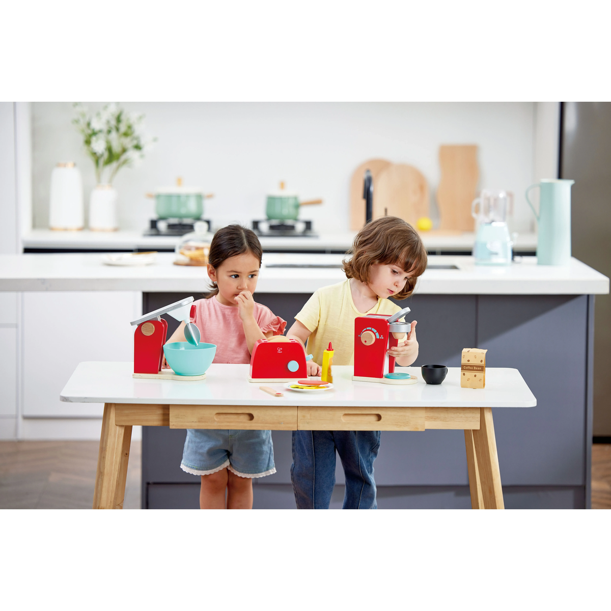 Hape Café Coffee Machine Playset