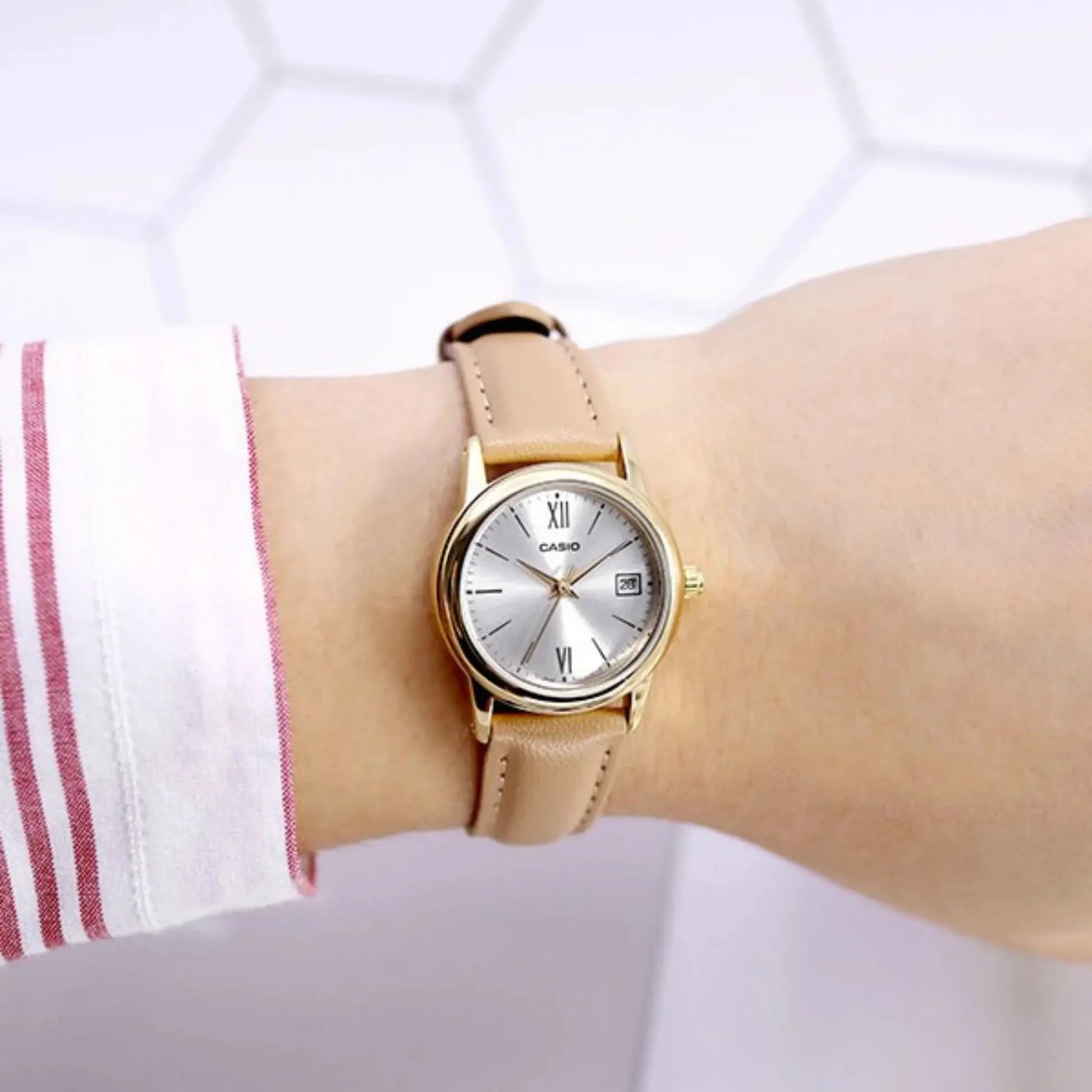 CASIO LTP-V002L-7B3 WOMEN WATCH