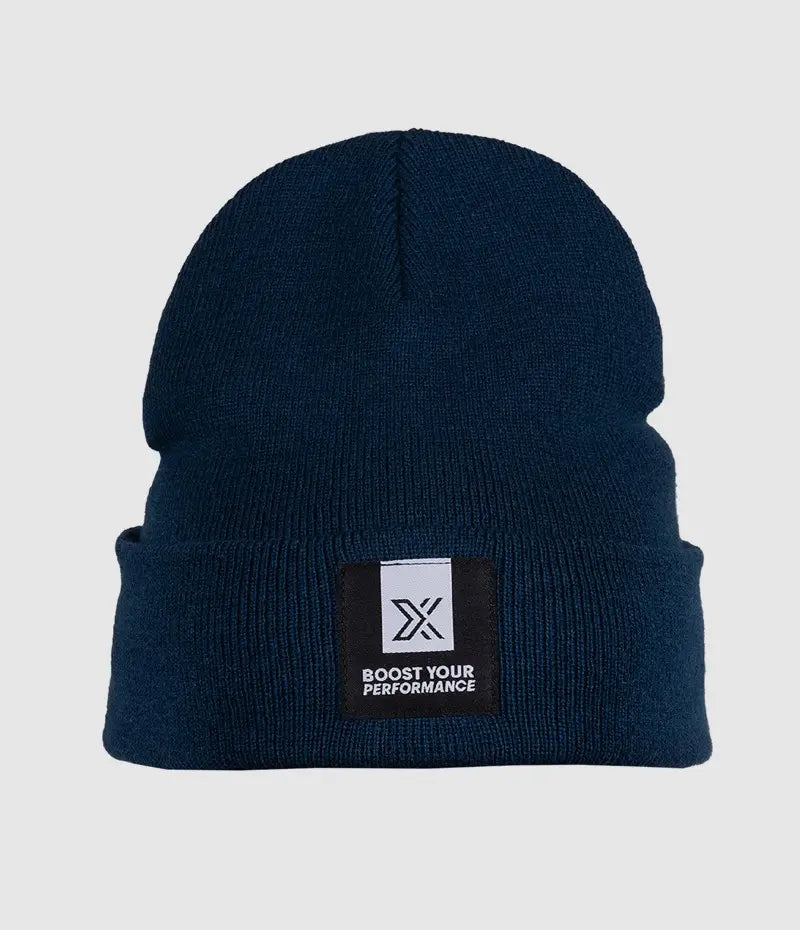 PATCH BEANIE Blue – قبعة شتوية زرقاء أنيقة