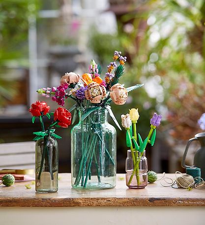 LEGO® Flower Bouquet 10280 – باقة زهور فنية للكبار