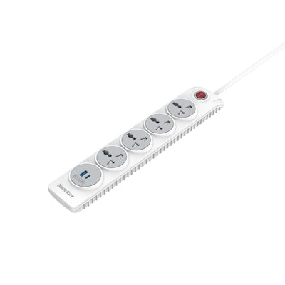 مشترك كهرباء من هانتكي بـ 4 مقابس عالمية ومنفذ شحن USB