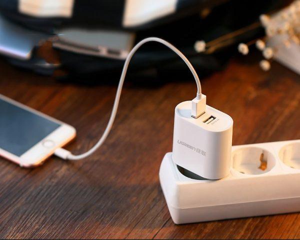 شاحن حائط يوجرين ثنائي USB 3.4A EU - أبيض